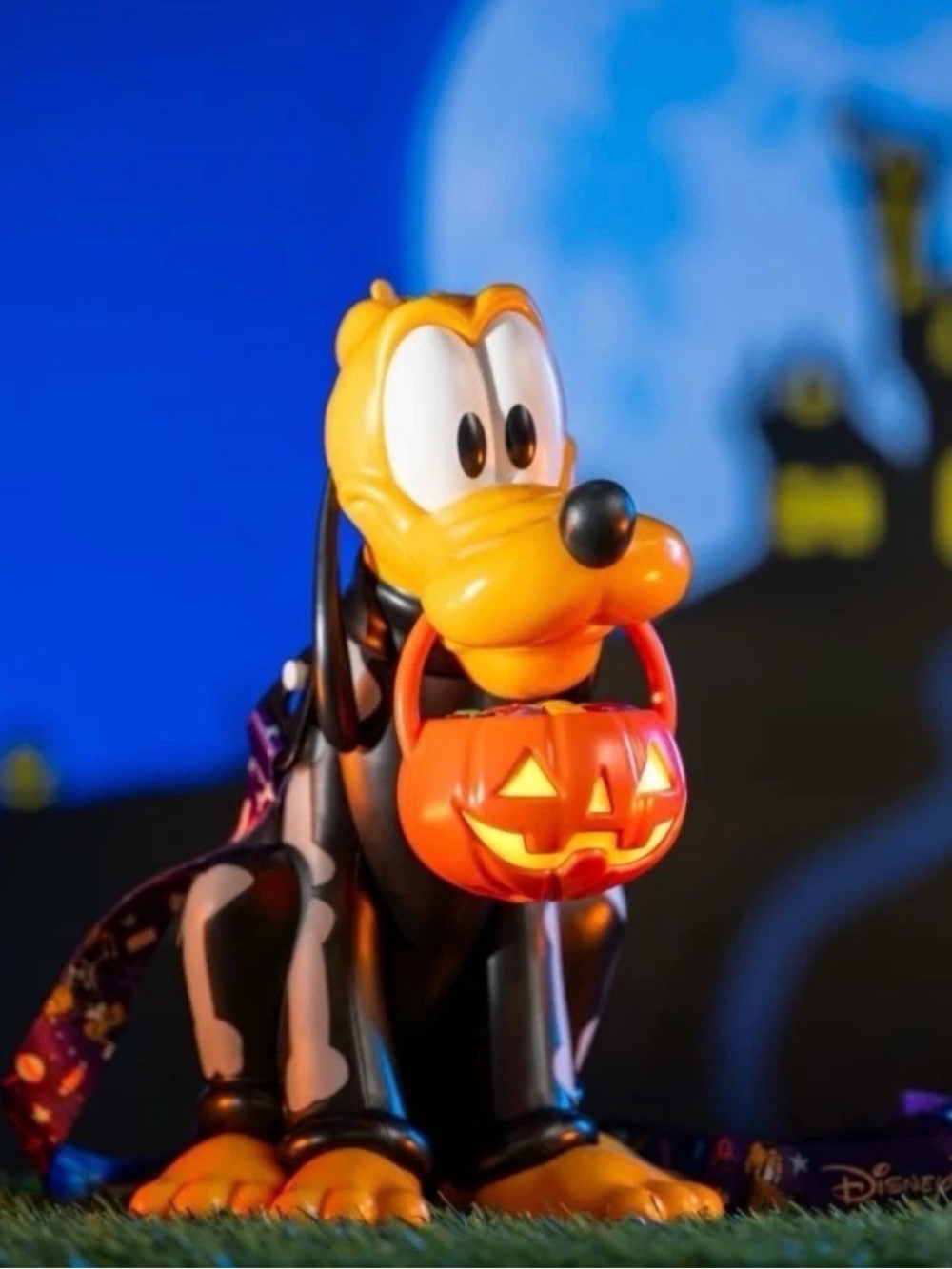 Walt Disney World Parks Pluto Pumpkin Sipper
